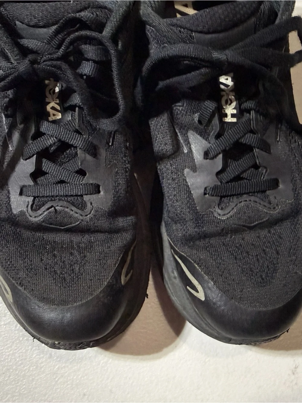 GUC Black Hoka One One Y Clifton 10 Big Kids Running Shoes Size 4MD